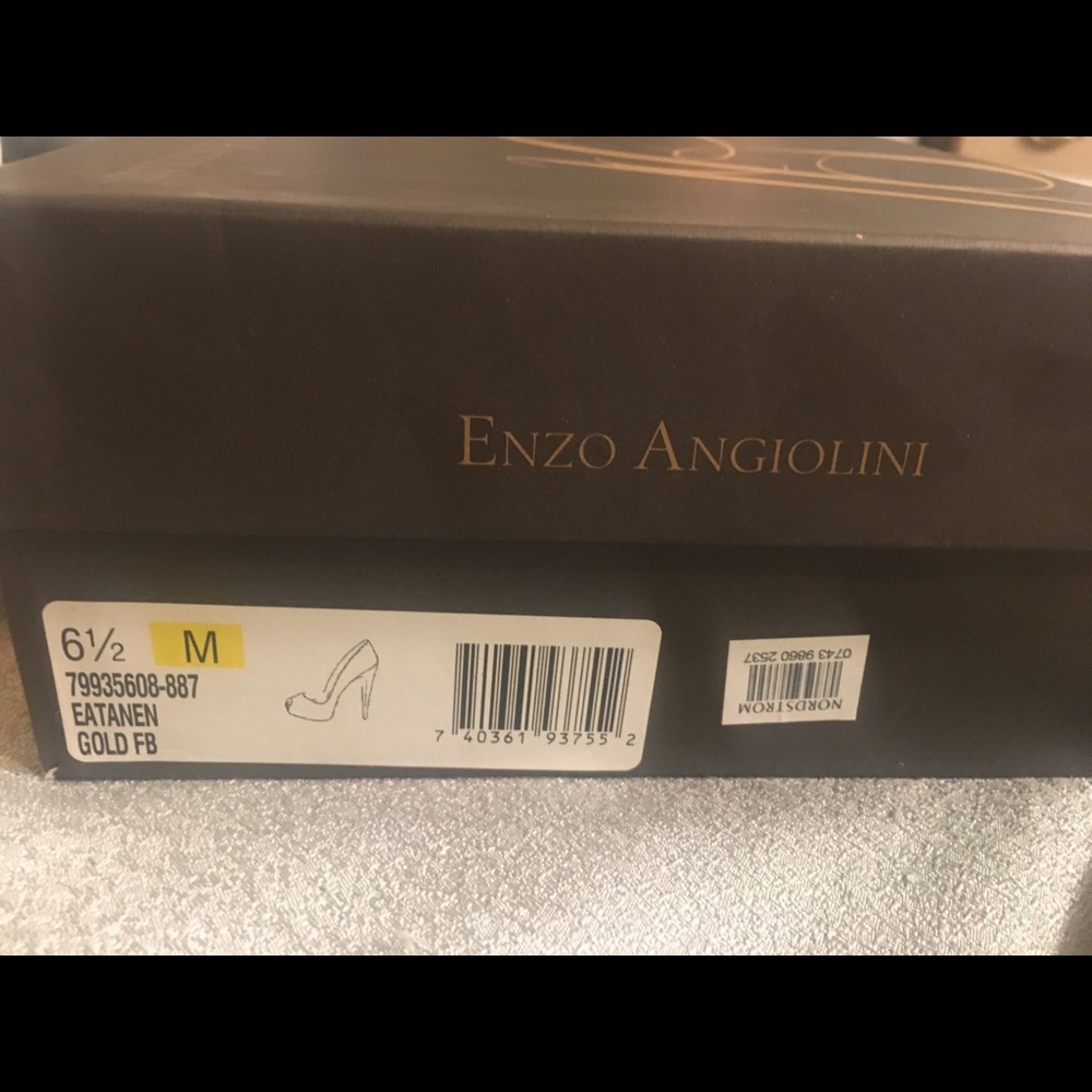 Brand new never worn - Picture 3 of 3